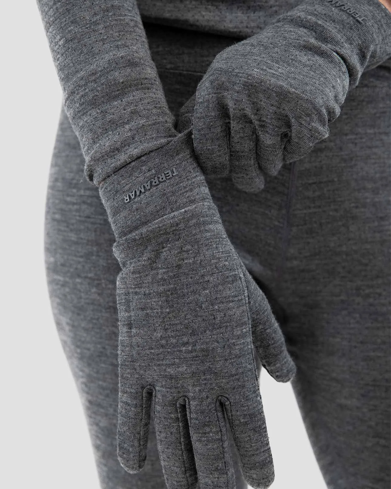 2.0 Adult's Midweight Ultra Merino Wool Glove Liners