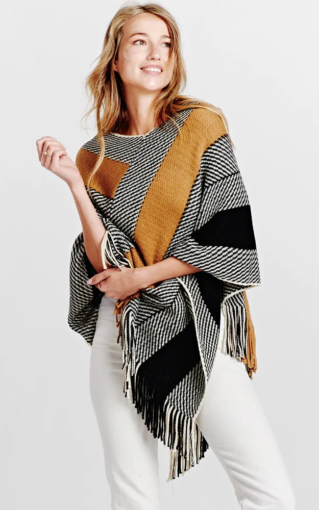 BAAP2057 Herringbone Stripe Pattern Poncho w/Fringes