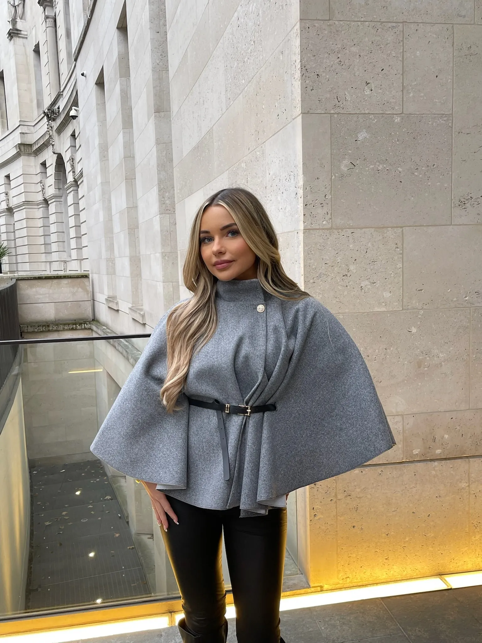 BELTED PONCHO