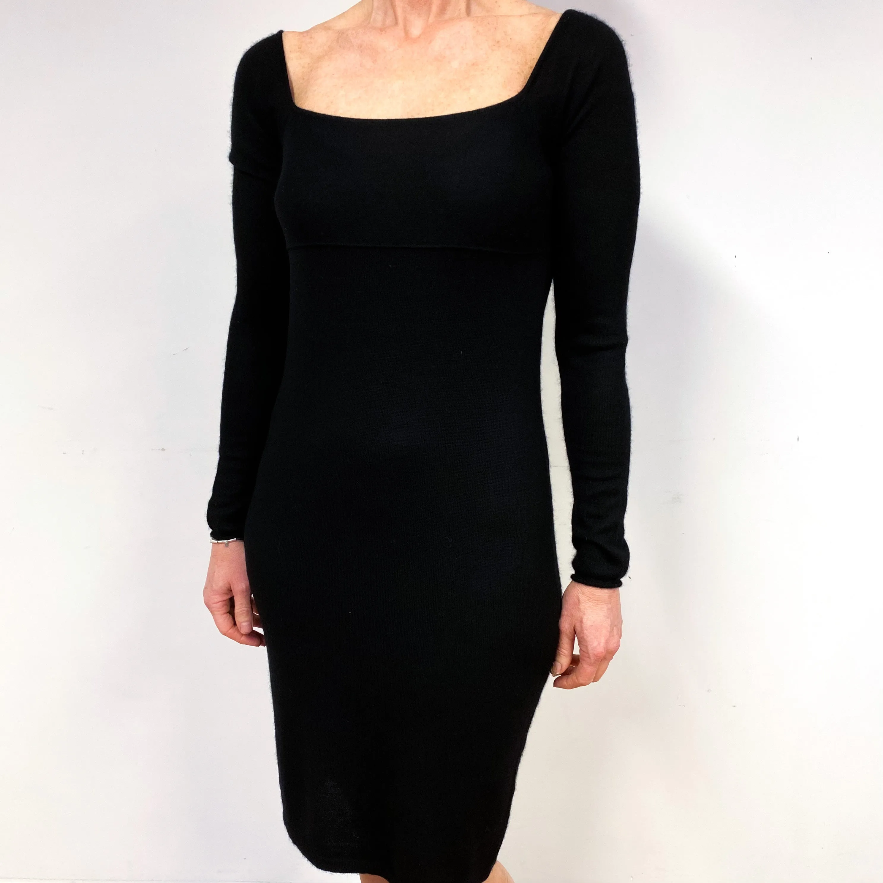 Black Cashmere Sweetheart Neck Dress Medium