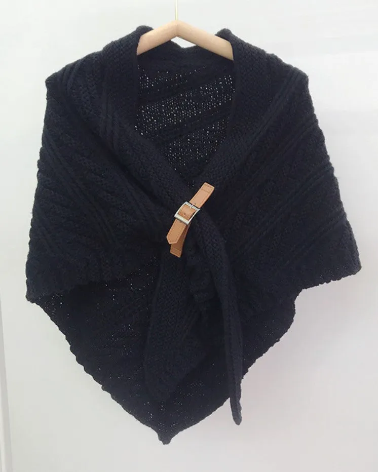 JC063305 Hand Crafted Buckle Triangular Shawl