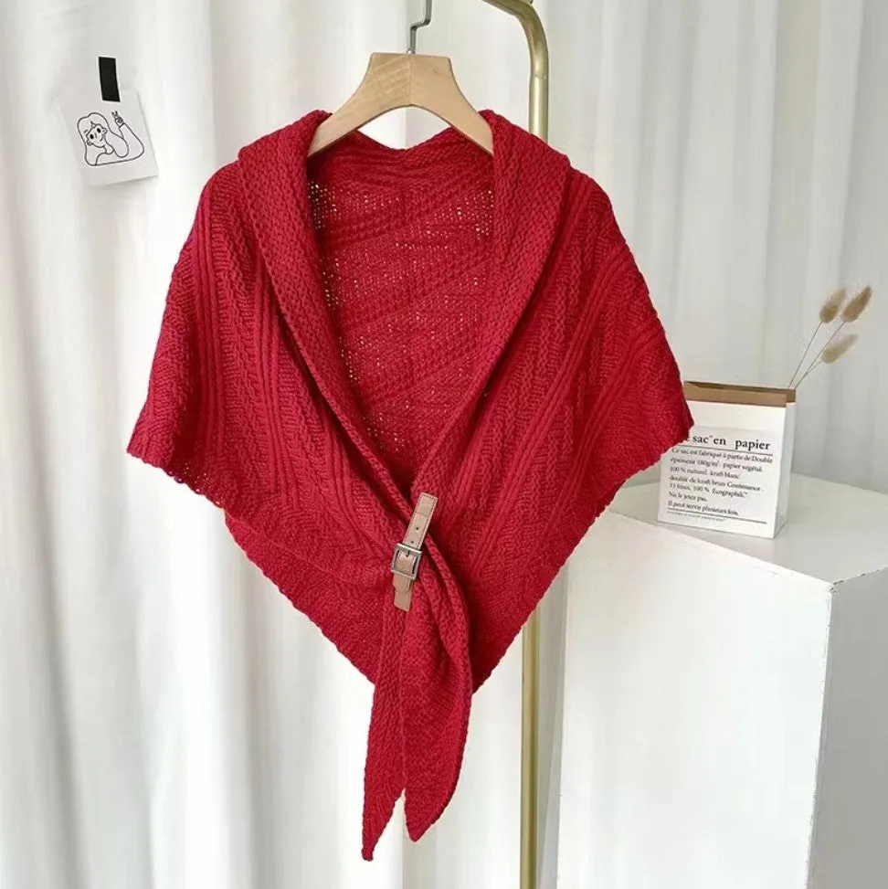 JC063305 Hand Crafted Buckle Triangular Shawl