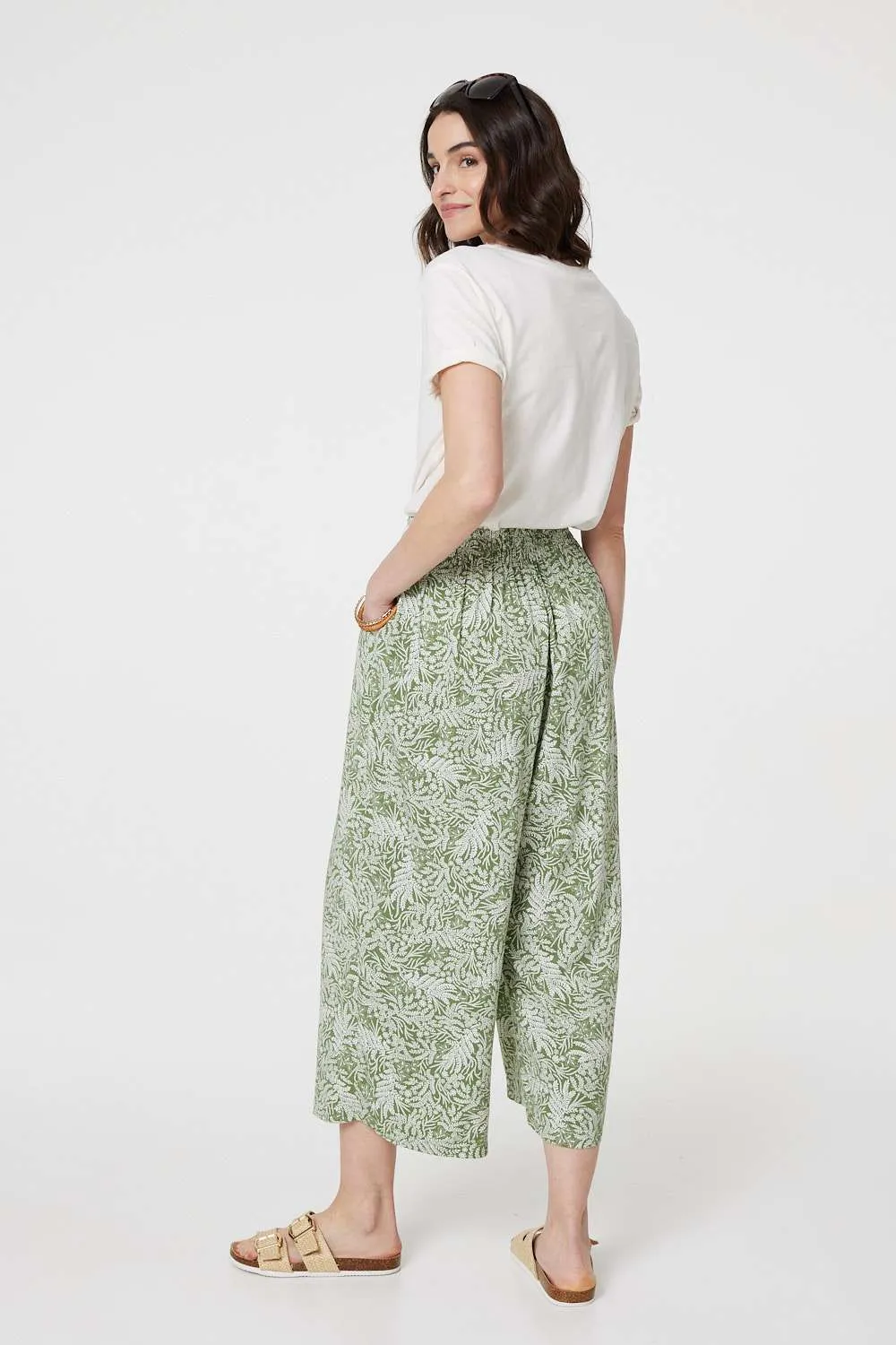 Leaf Print Pleat-Front Wide Leg Culottes