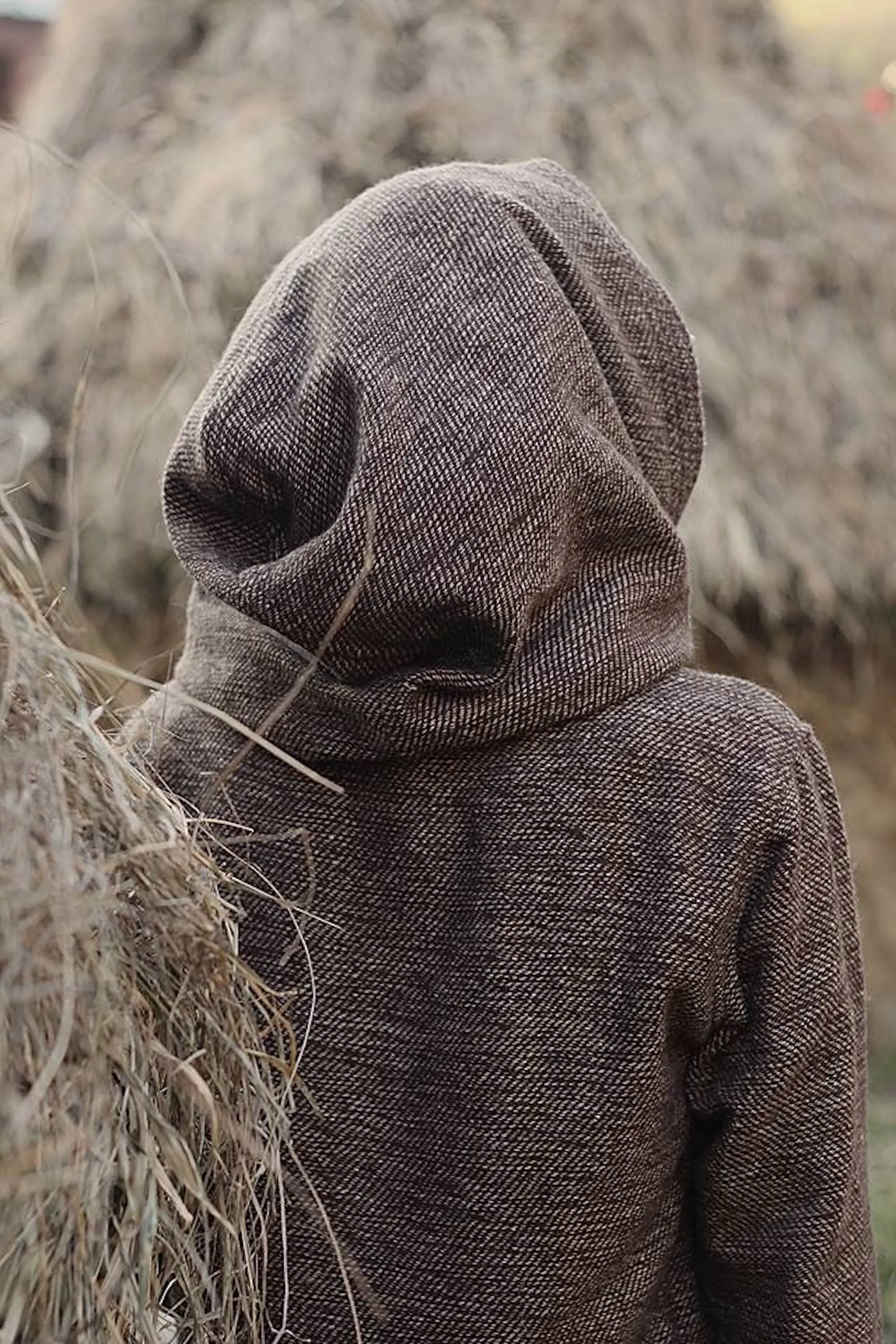 Nomad Women Pullover with Hoodie ⫸ Handwoven Hemp Wool