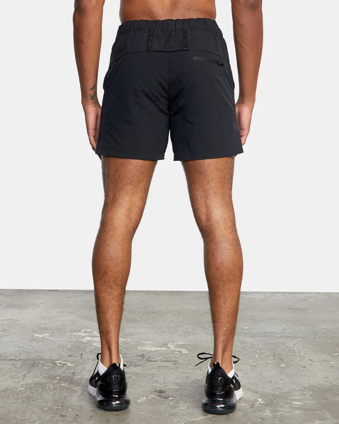 Outsider 17" Packable Shorts - Black