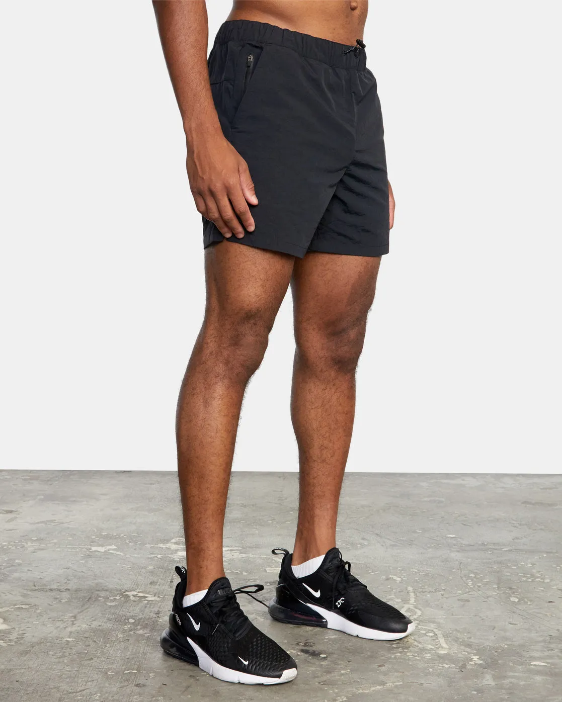 Outsider 17" Packable Shorts - Black