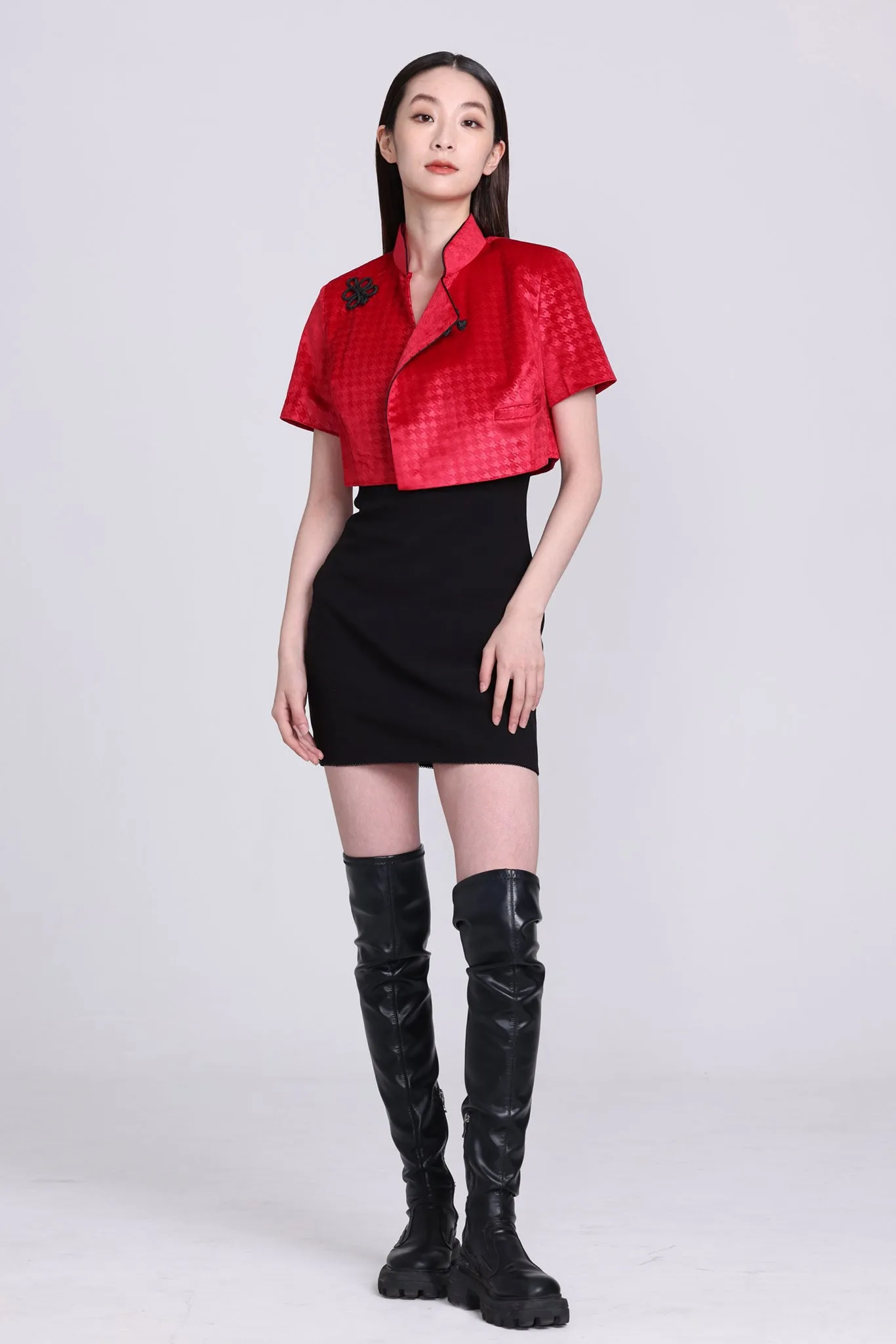 PERLA Houndstooth Vvt Short Slv Cropped Jkt (Red)