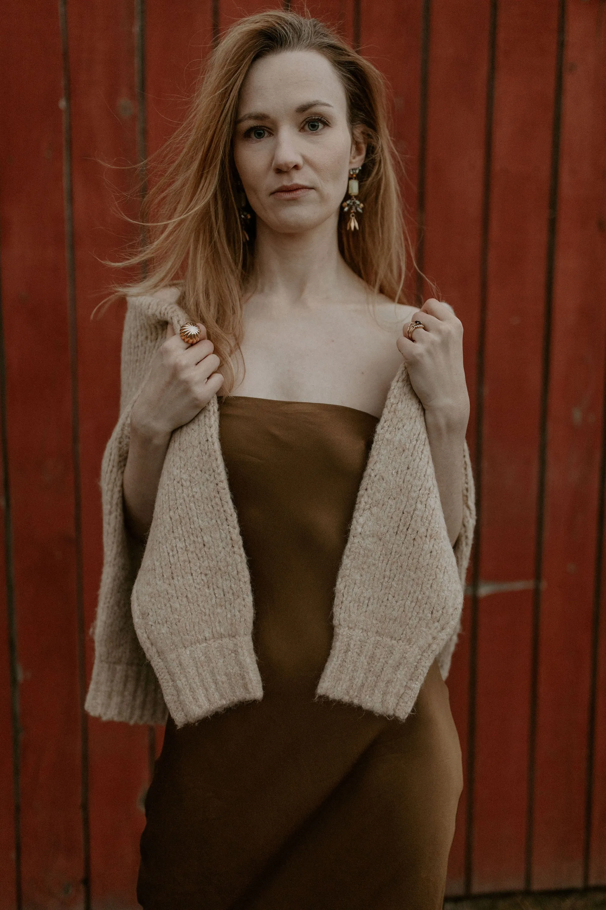 The Oversized Knitted Jumper - Beige